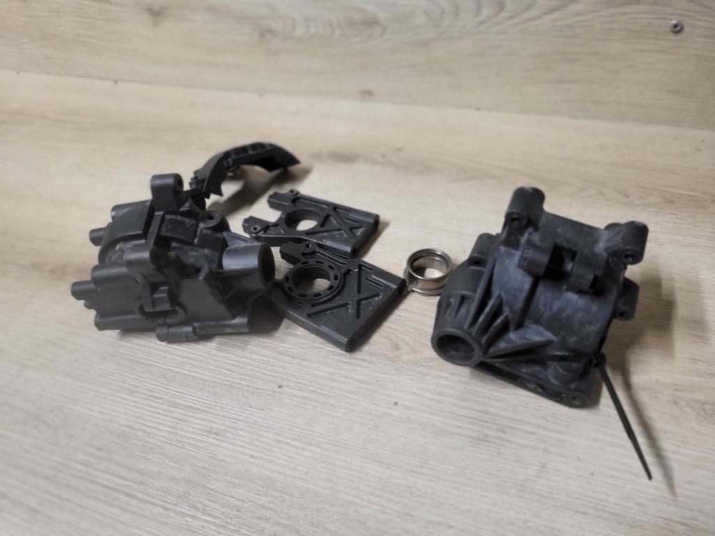Losi 5ive T diff huizen, Benzine, Ophalen of Verzenden, Zo goed als nieuw, Onderdeel
