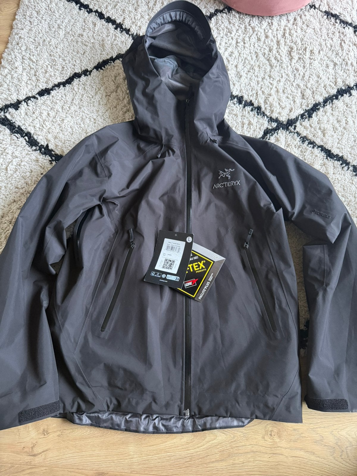 Arcteryx jas heren maat L, Ophalen of Verzenden, Zo goed als nieuw, Regenjas