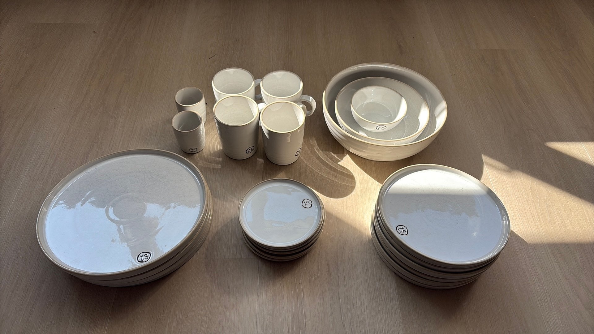 Zuss servies, Huis en Inrichting, Keuken | Servies, Ophalen of Verzenden, Overige stijlen