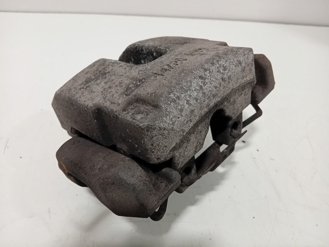 Remklauw links achter BMW X5, Onderdelen@venauto.nl, Van der Ven Autorecycling B.V., Gebruikt, Ettenseweg 76, 4706 PB Roosendaal, The Netherlands