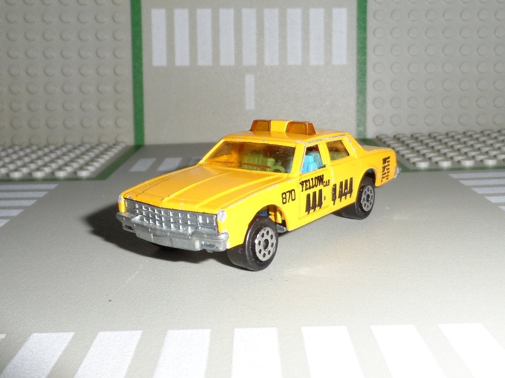 Majorette - Chevrolet Impala Taxi - Vintage 1:64, Ophalen of Verzenden, Gebruikt, Auto