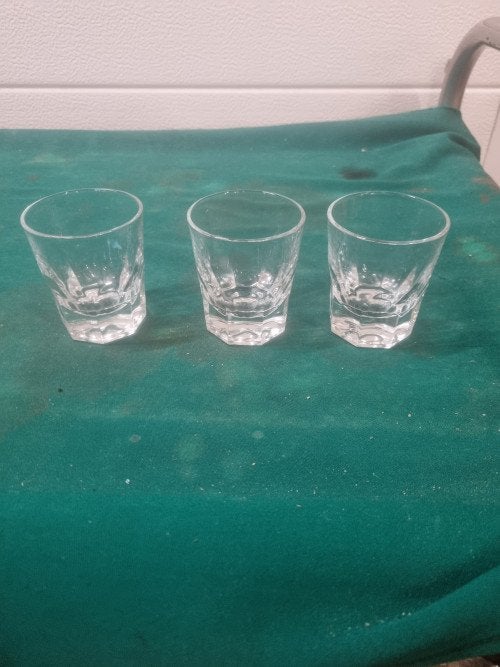 shot glazen kristal vintage drie stuks, Verzamelen, Glas en Borrelglaasjes, Ophalen of Verzenden, 'T Olde Gre-j, Info@toldegrej.nl