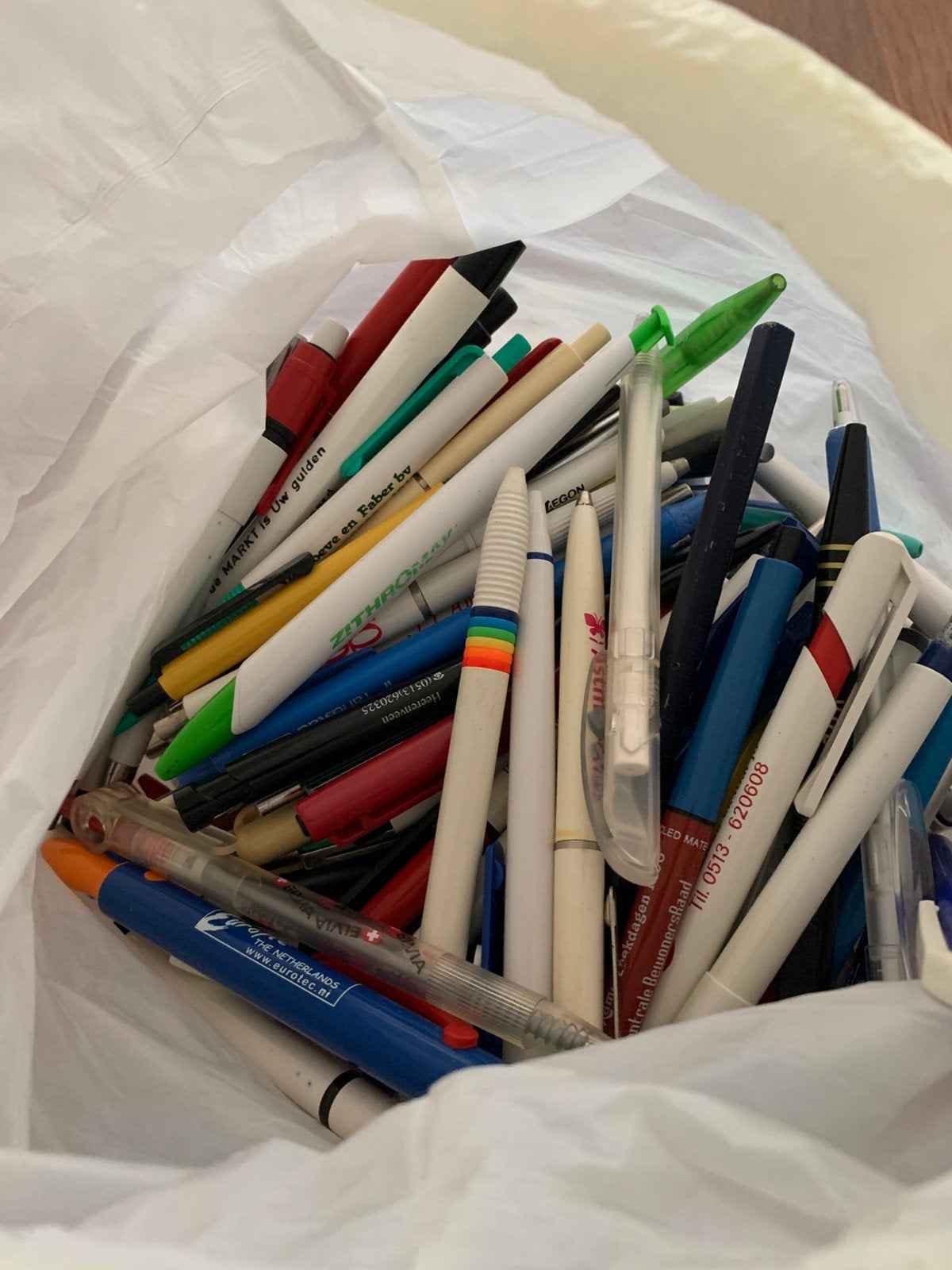 Pennen met teclamry, Verzamelen, Gebruikt, Balpen, Met reclame, Ophalen