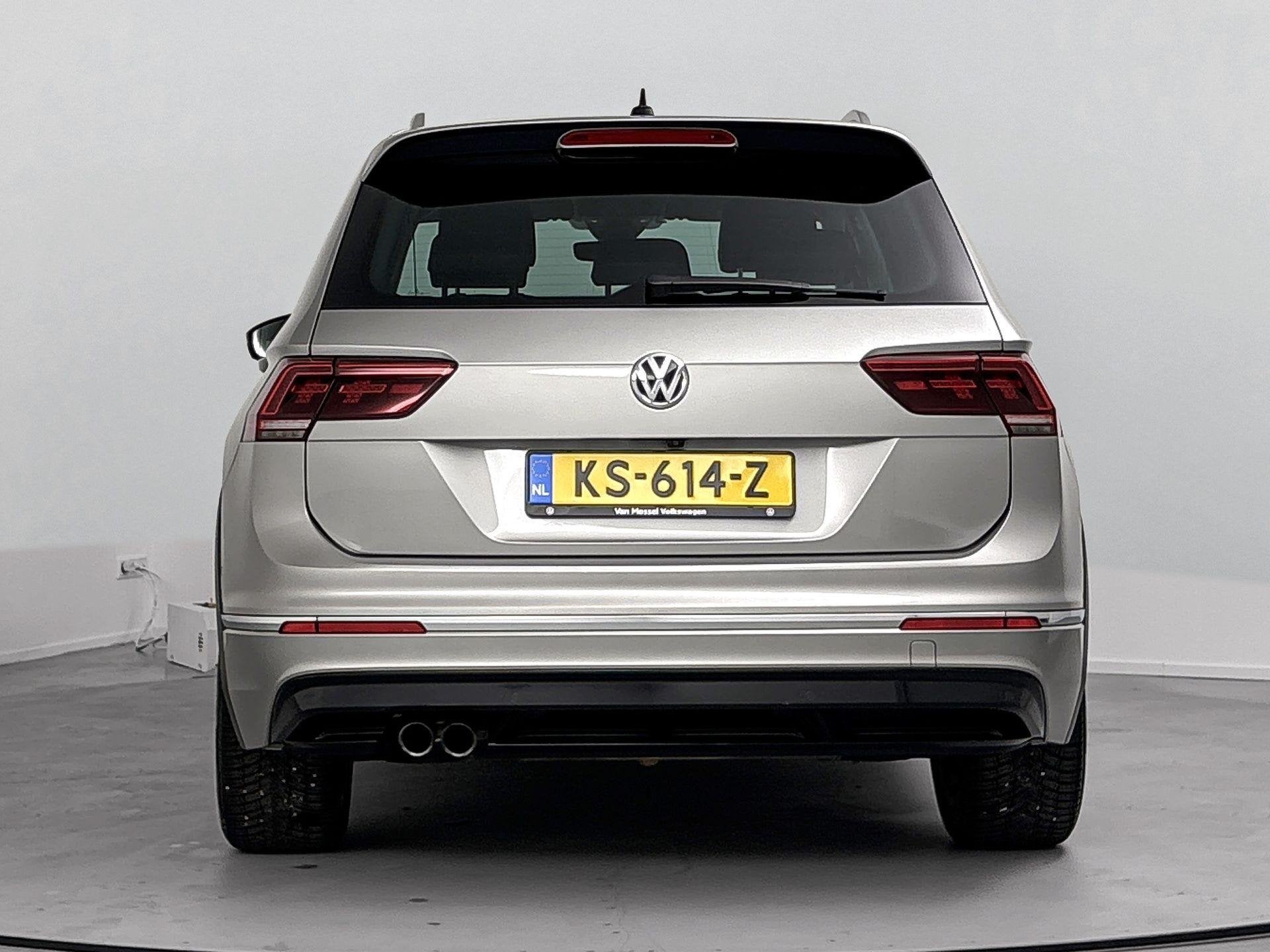 Volkswagen Tiguan 1.4 TSI Highline R-line | 1e Eigenaar | Or, 12 maanden, Euro 6, 4 cilinders, Grijs