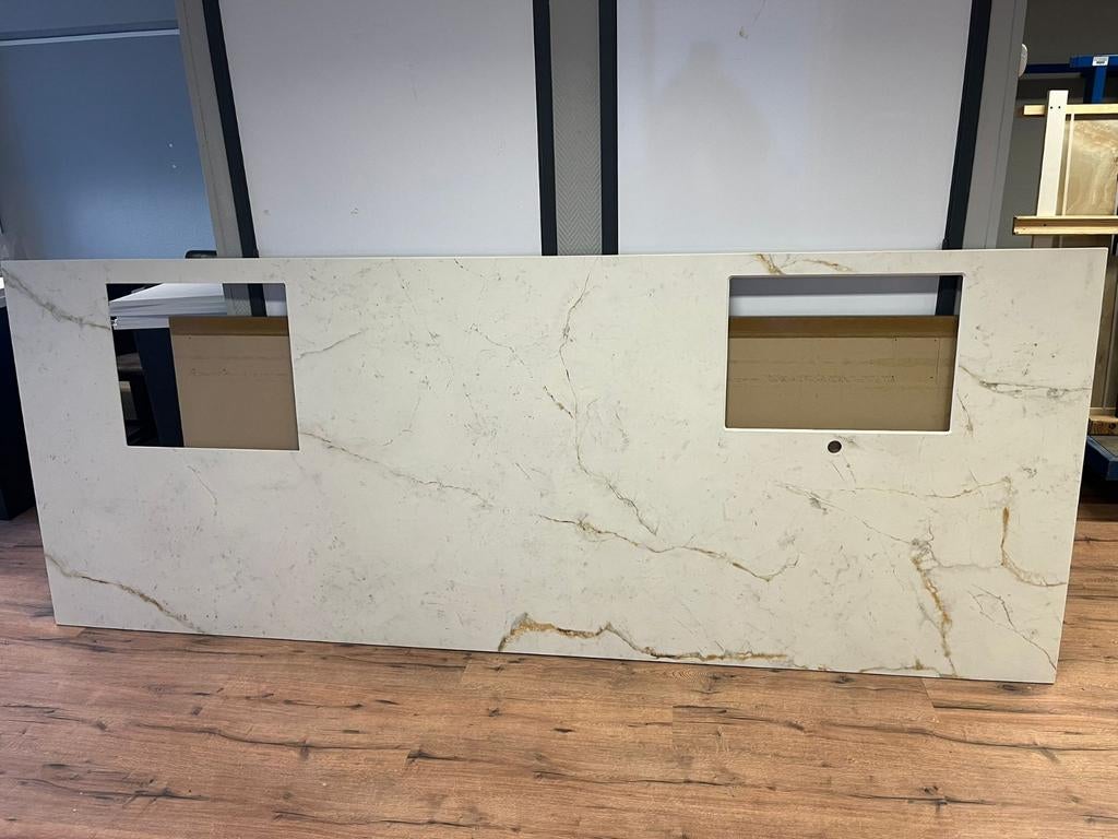 Nieuw Keramiek Werkblad 3.04M x 1.17M met Uitsparingen, Huis en Inrichting, Keuken | Complete keukens, Ophalen, Nieuw, Enkelwandige keuken
