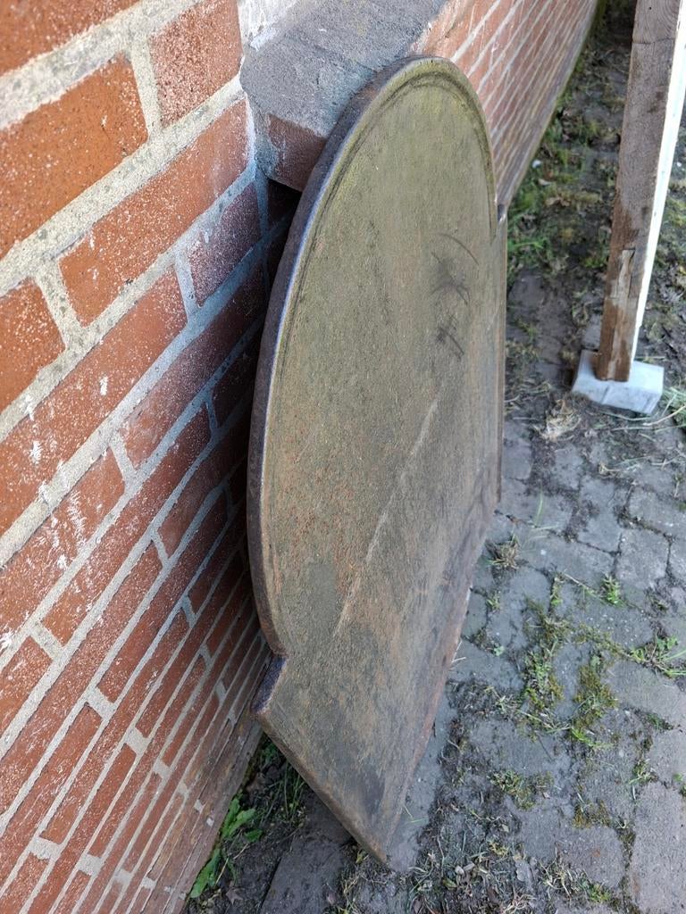 Stalen haardplaat, 107x75 cm, met klein breukje, Ophalen, Gebruikt, Overige soorten