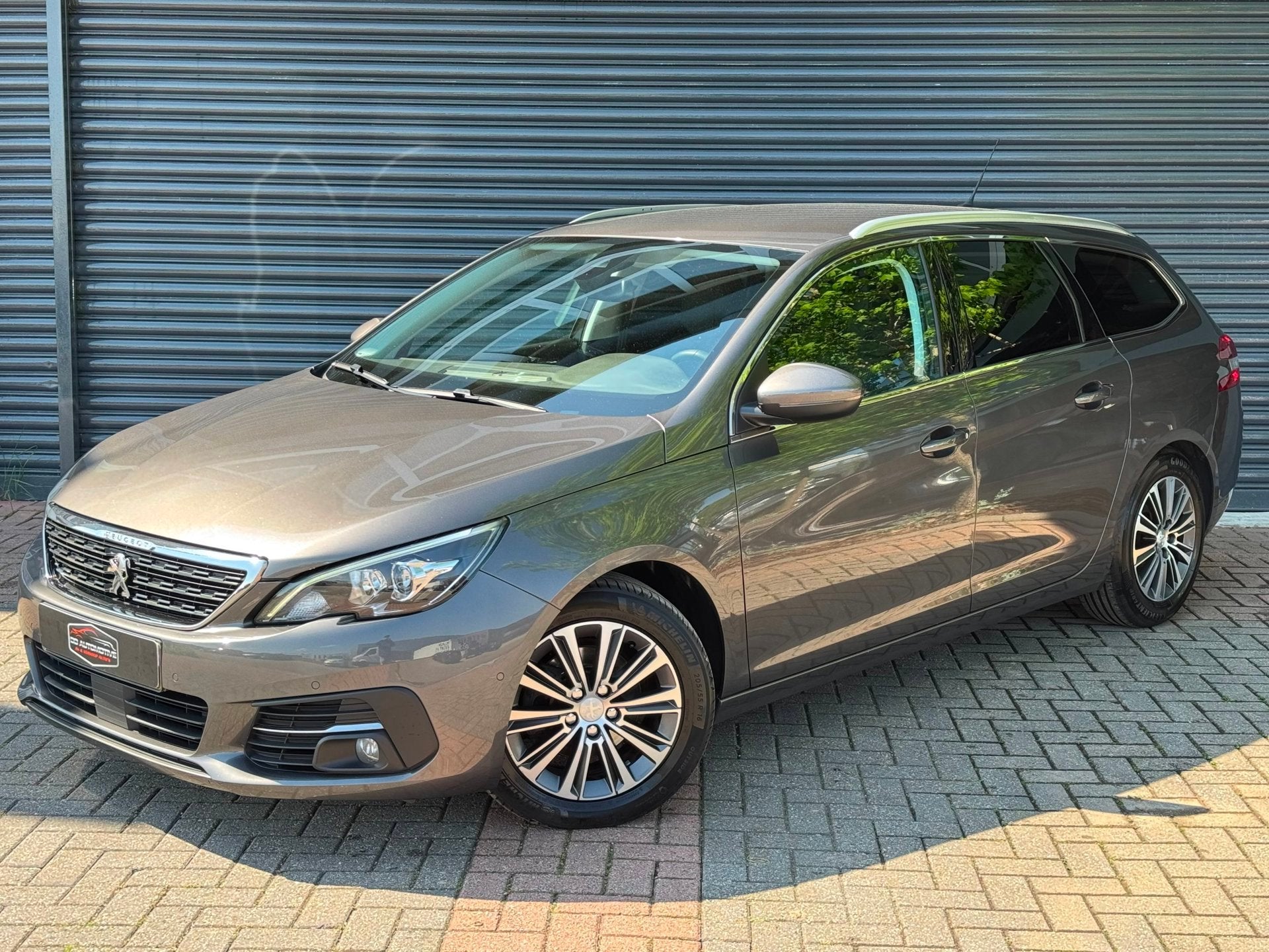 Peugeot 308 SW 1.2 PureTech Blue Allure Automaat | Blindspot, Auto's, Stof, Gebruikt, 1199 cc, Origineel Nederlands
