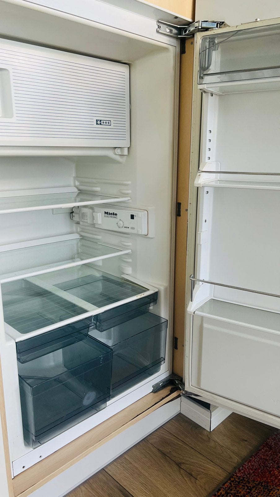 Inbouwkoelkast Miele, 150 tot 200 liter, Gebruikt, 45 tot 60 cm, Met vriesvak