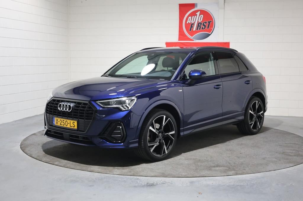 Audi Q3 35 TFSI Proline S edition S Line Automaat, "Afgeprij, Euro 6, 4 cilinders, Bedrijf, Grijs