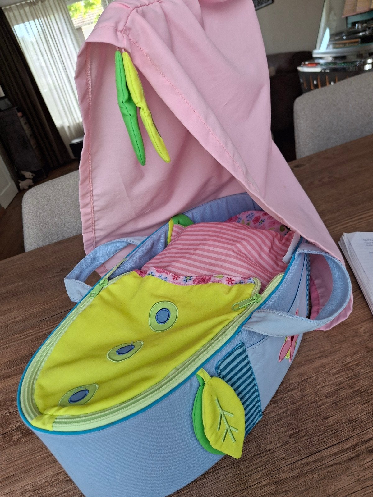 Haba reiswieg/poppendraagtas incl hemeltje nieuw, Kinderen en Baby's, Speelgoed | Poppen, Ophalen of Verzenden, Nieuw, Babypop