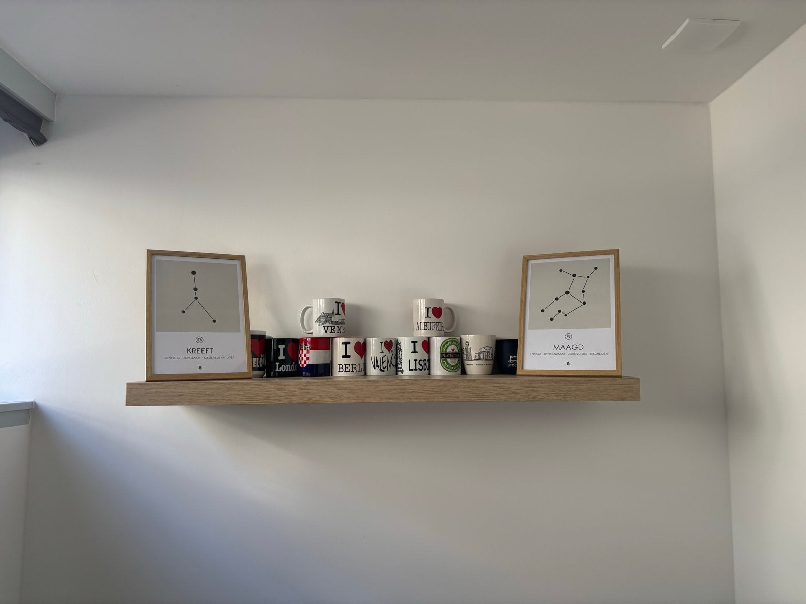 IKEA Lack wandplank (2 stuks), Huis en Inrichting, Ophalen, Zo goed als nieuw