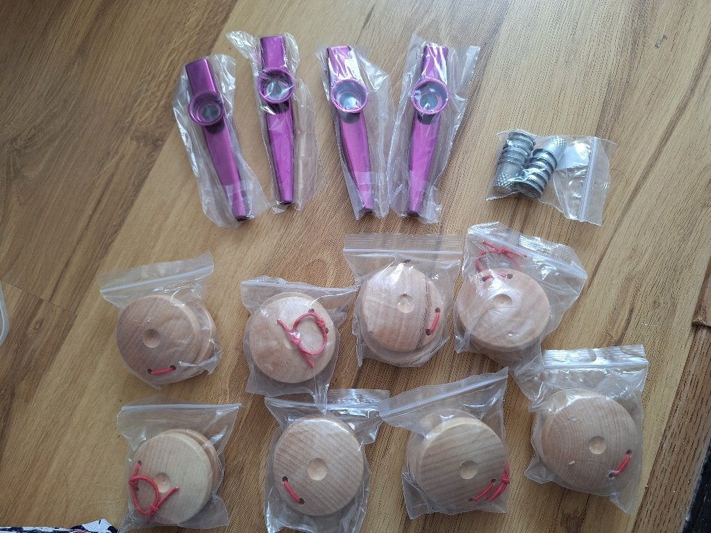 Castagnettes, kazoos, vingerhoedjes, Muziek en Instrumenten, Ophalen of Verzenden, Nieuw