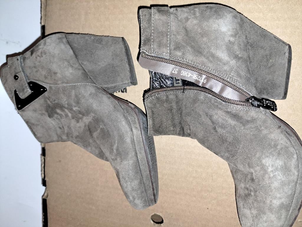 Inci Grijze suède enkellaarsjes maat 37, Kleding | Dames, Schoenen, Ophalen, Lage of Enkellaarzen, Zo goed als nieuw, Grijs