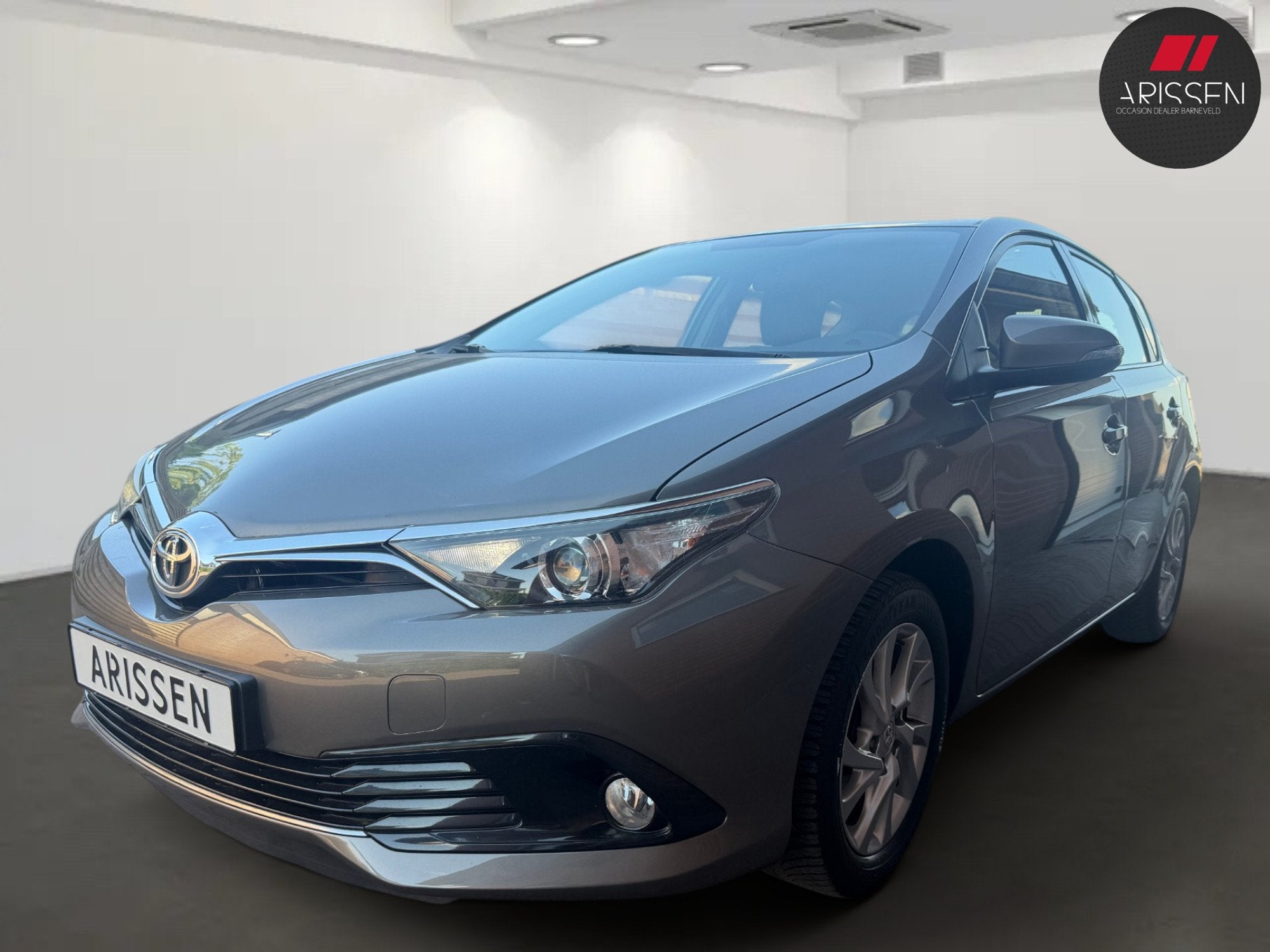 Toyota Auris 1.2T Aspiration Dealeronderhouden, Auto's, Gebruikt, Euro 6, 4 cilinders, 1165 kg