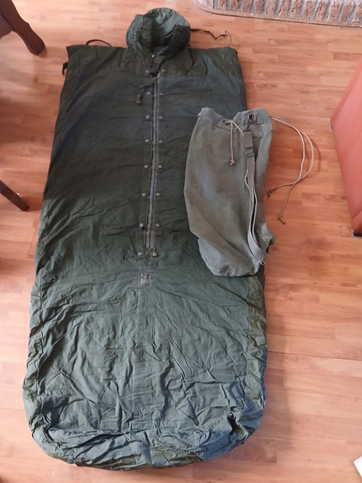 Militair slaapzak met draagtas, Ophalen of Verzenden, Zo goed als nieuw