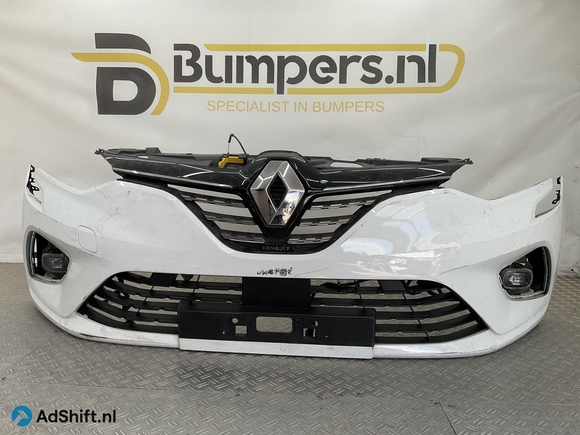 Bumper Renault Clio V 2019 622541469R Voorbumper F4-23340, Auto-onderdelen, Carrosserie en Plaatwerk, Bumper