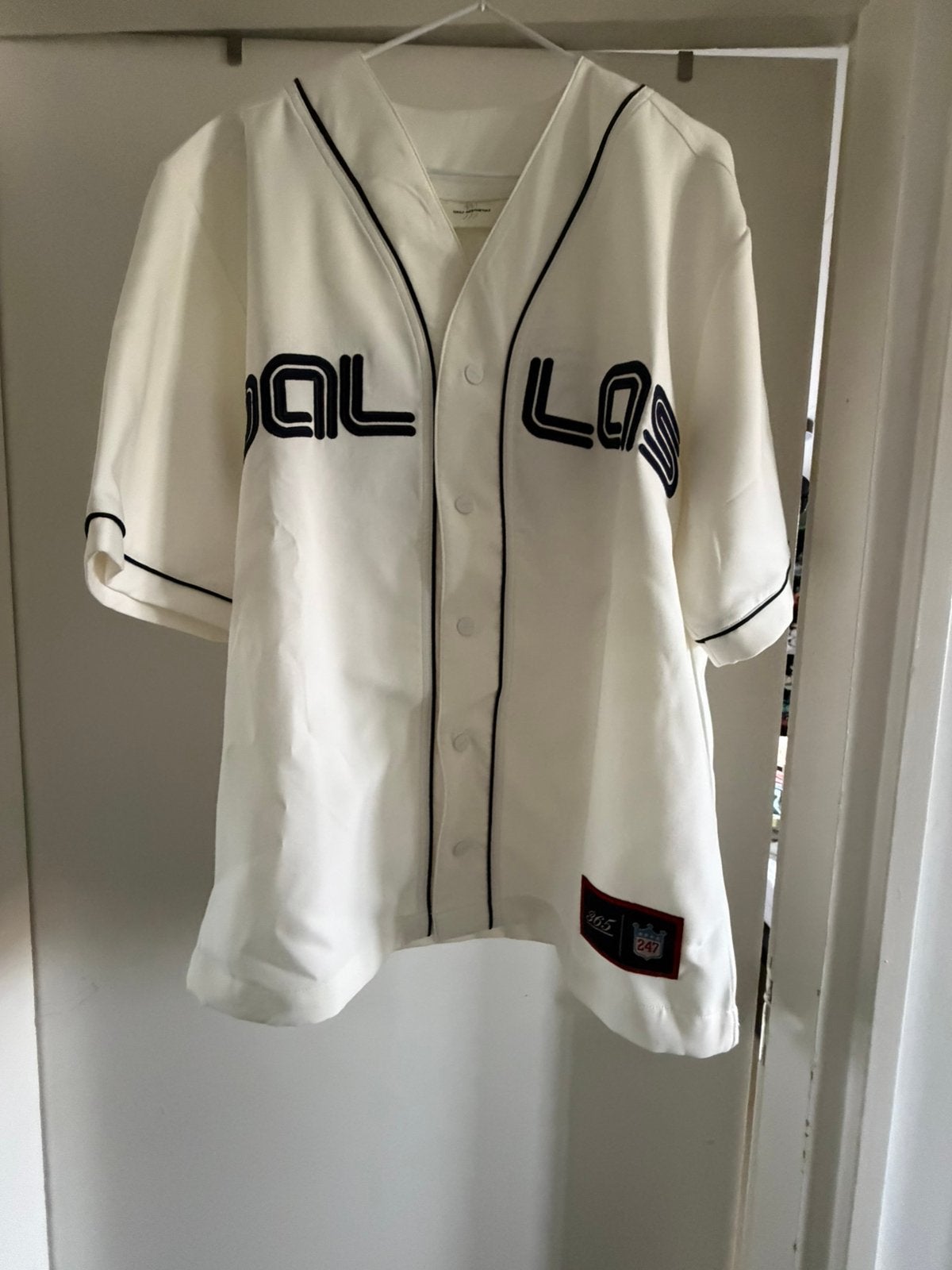 Daily Aesthetikz baseball shirt, Ophalen of Verzenden, Zo goed als nieuw, Maat 52/54 (L), Wit