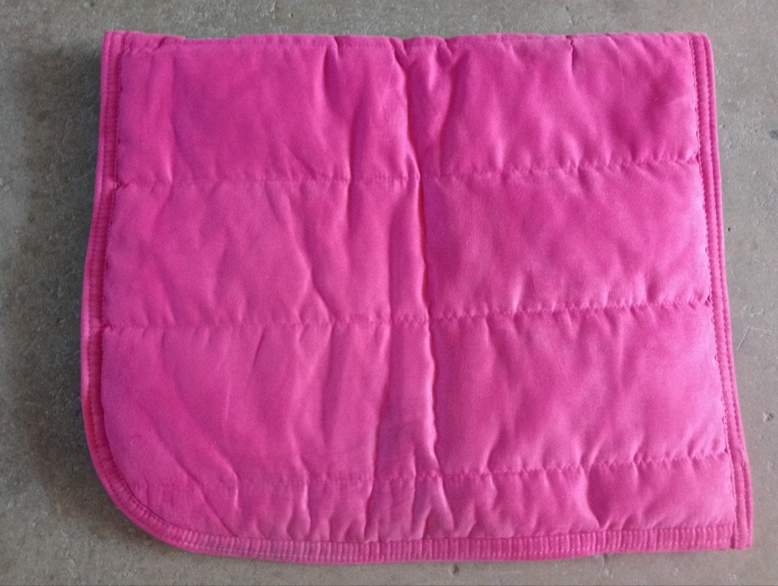 Nieuwstaat fuchsia Qhp dressuur dekje mt full, Ophalen of Verzenden, Zo goed als nieuw