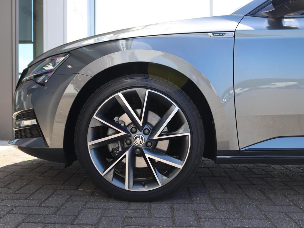 Skoda Superb 1.4 TSI 218 pk DSG iV Sportline Business | Navi, Gebruikt, 4 cilinders, Alcantara, Hybride Elektrisch/Benzine