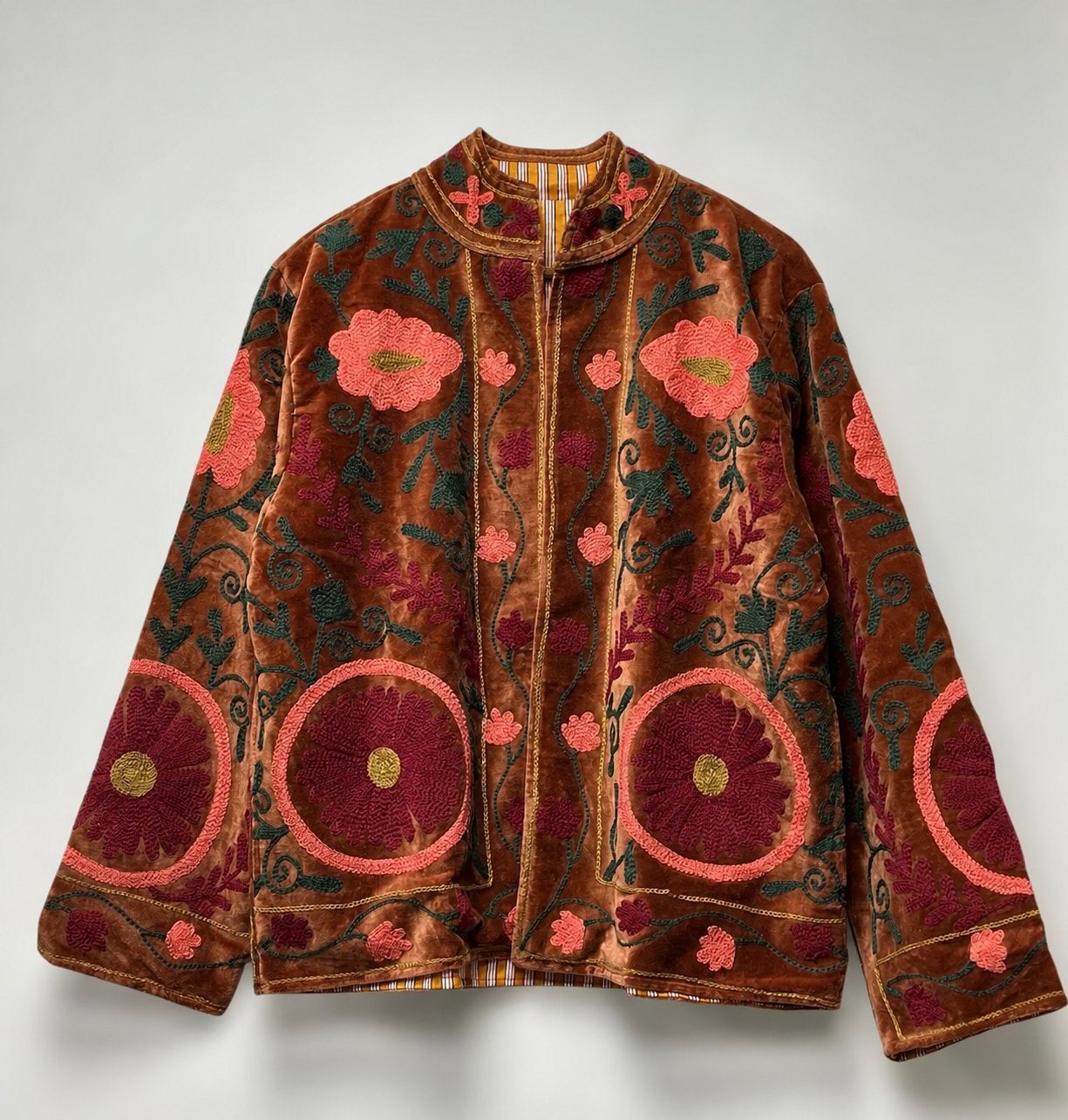 Handgemaakt Velvet India Jasje Suzani, Ophalen of Verzenden, Nieuw, Maat 38/40 (M), Overige kleuren