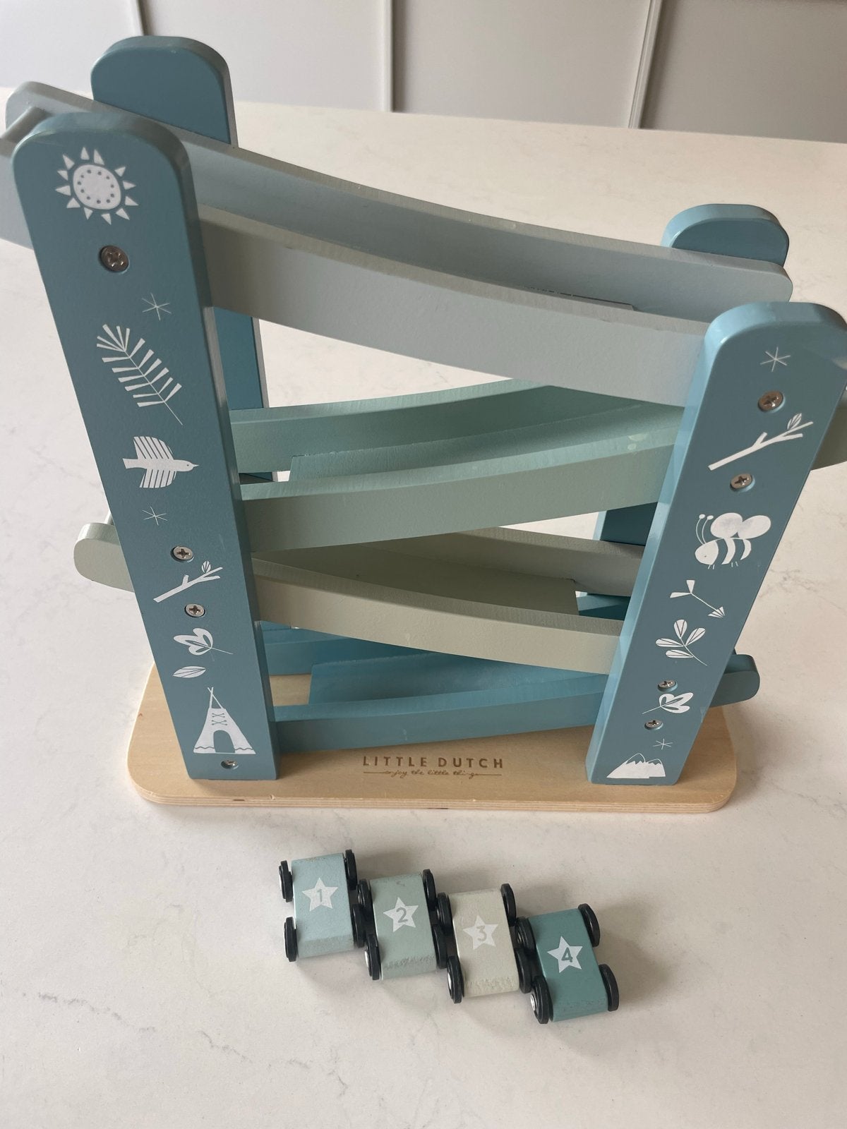 Little Dutch Houten Racebaan met 4 Auto's, Ophalen, Zo goed als nieuw, Rij- of Hobbelspeelgoed