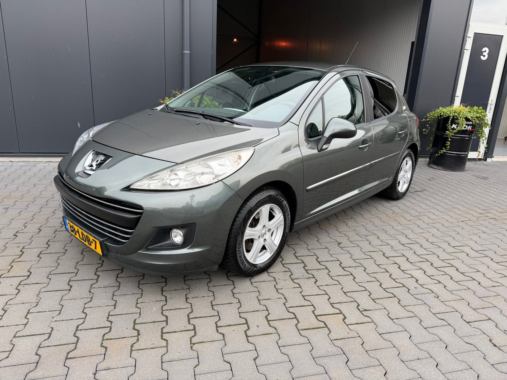 Peugeot 207 1.6 VTi XS, Voorwielaandrijving, Euro 5, Stof, Gebruikt