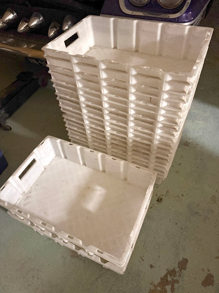 Handige witte opbergbakken/kratten, Ophalen, Gebruikt, 40 tot 60 cm, 50 tot 75 cm