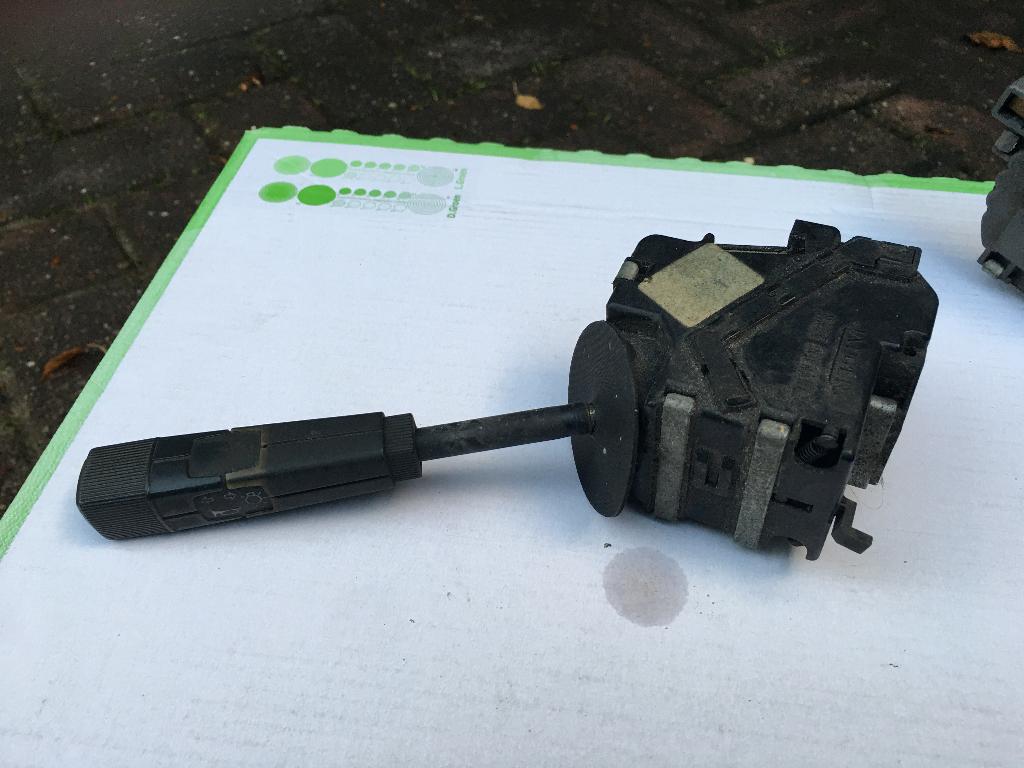 RENAULT TRAFIC ruitenwisserschakelaar tot 1996, Ophalen of Verzenden, Gebruikt, Renault
