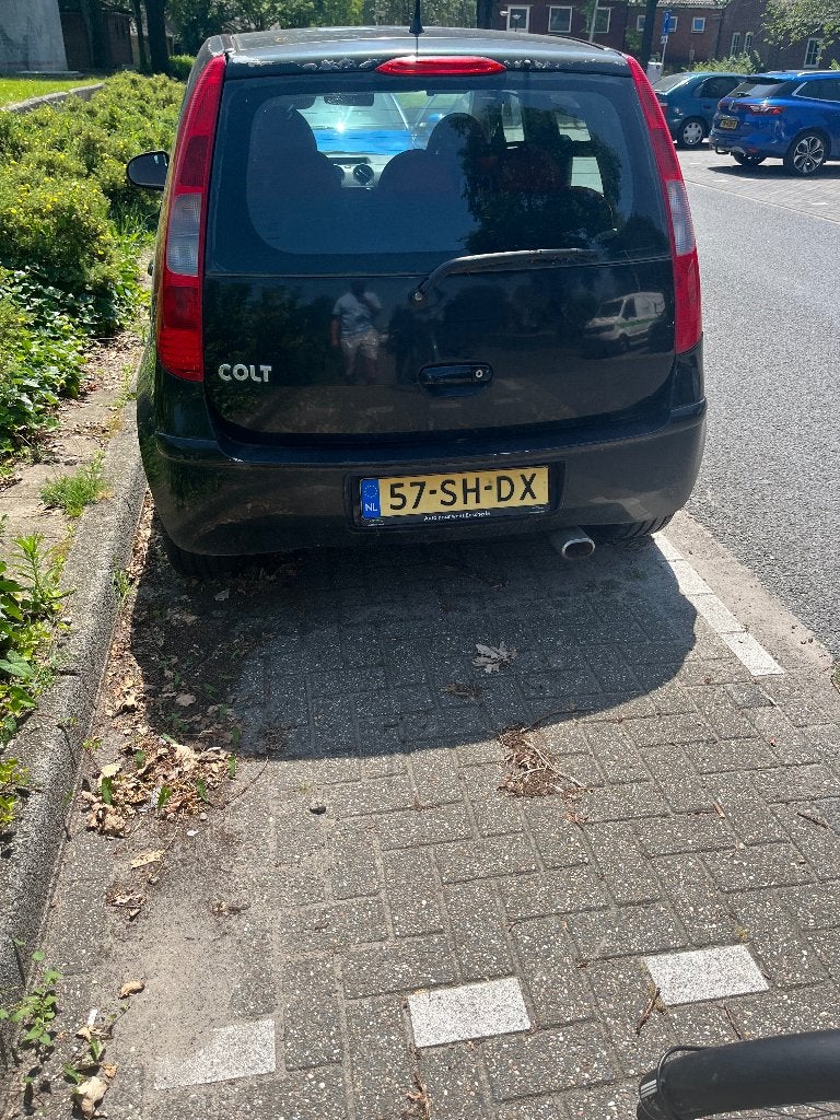 Mitsubishi Colt 1.3 CZ5 2005 Zwart, Auto's, 31 €/maand, Origineel Nederlands, Overige kleuren, Handgeschakeld