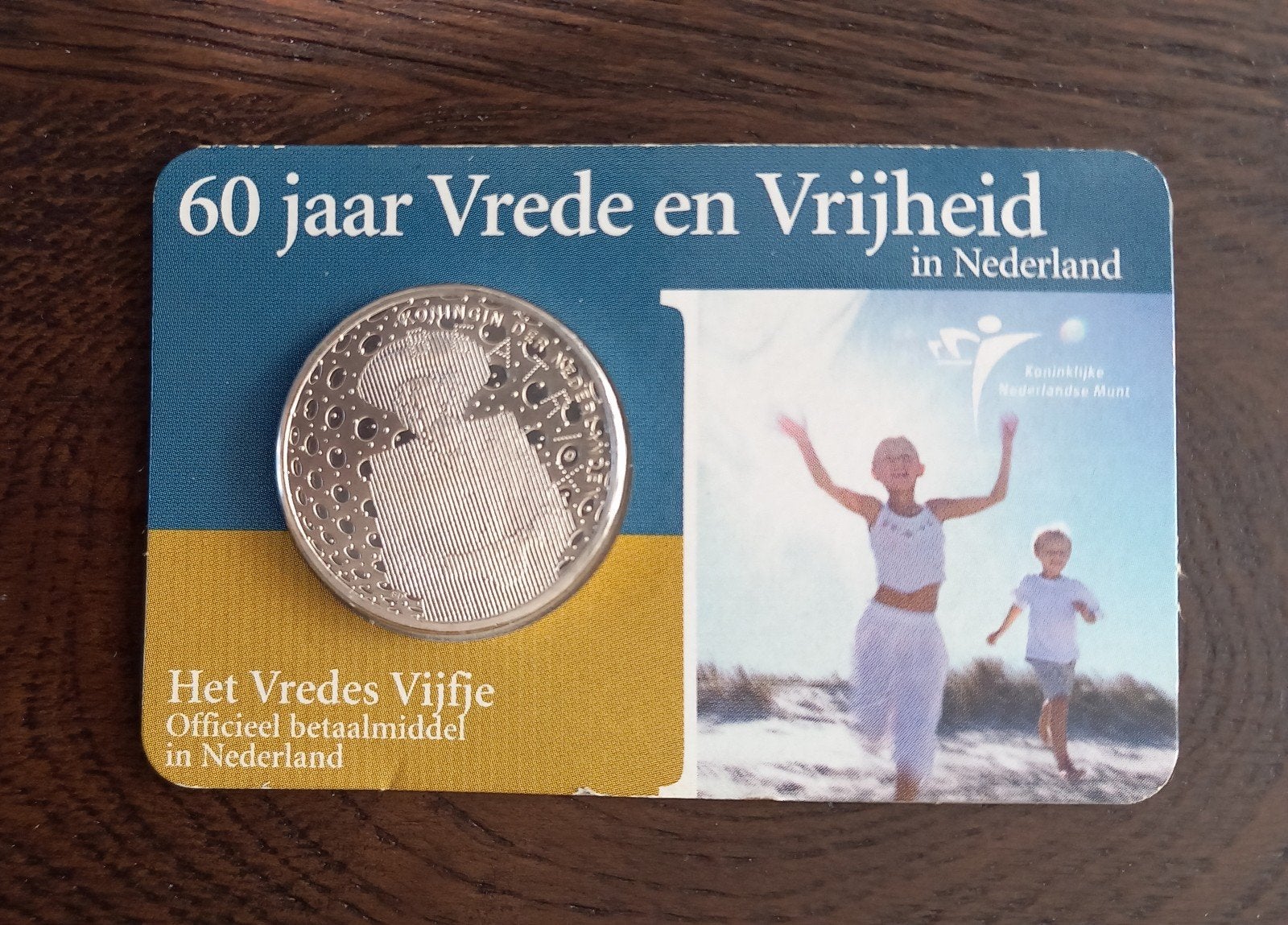 Het Vredes Vijfje - munt 2005 60 jaar Vrede en Vrijheid 2005, Koningin Beatrix, Zilver, Euro's, Ophalen of Verzenden