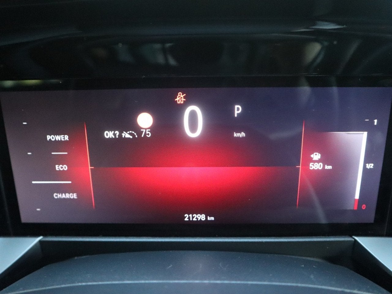 Foto 15 van Opel Mokka GS 1.2 Turbo Hybrid 145pk eDCT Automaat, Rijklaar