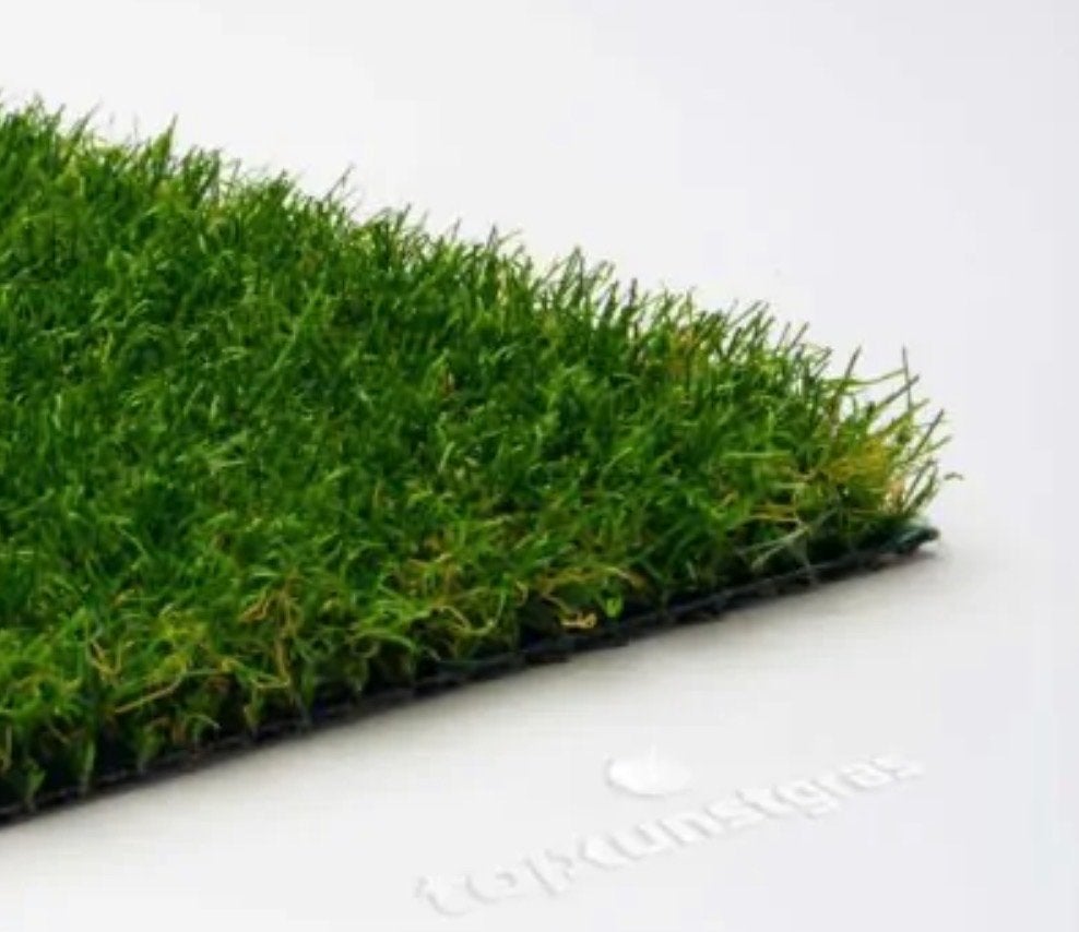 Gratis KUNSTGRAS: nieuwe reststukken en gebruikte rol, Tuin en Terras, Ophalen, Gebruikt, Minder dan 10 m², Kunstgras