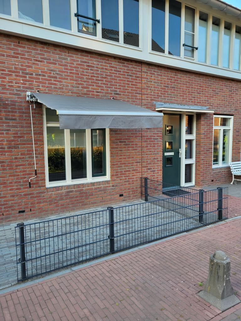 Zonnescherm knikarm 180cm breed, Tuin en Terras, Zonneschermen, Ophalen, Knikarmscherm