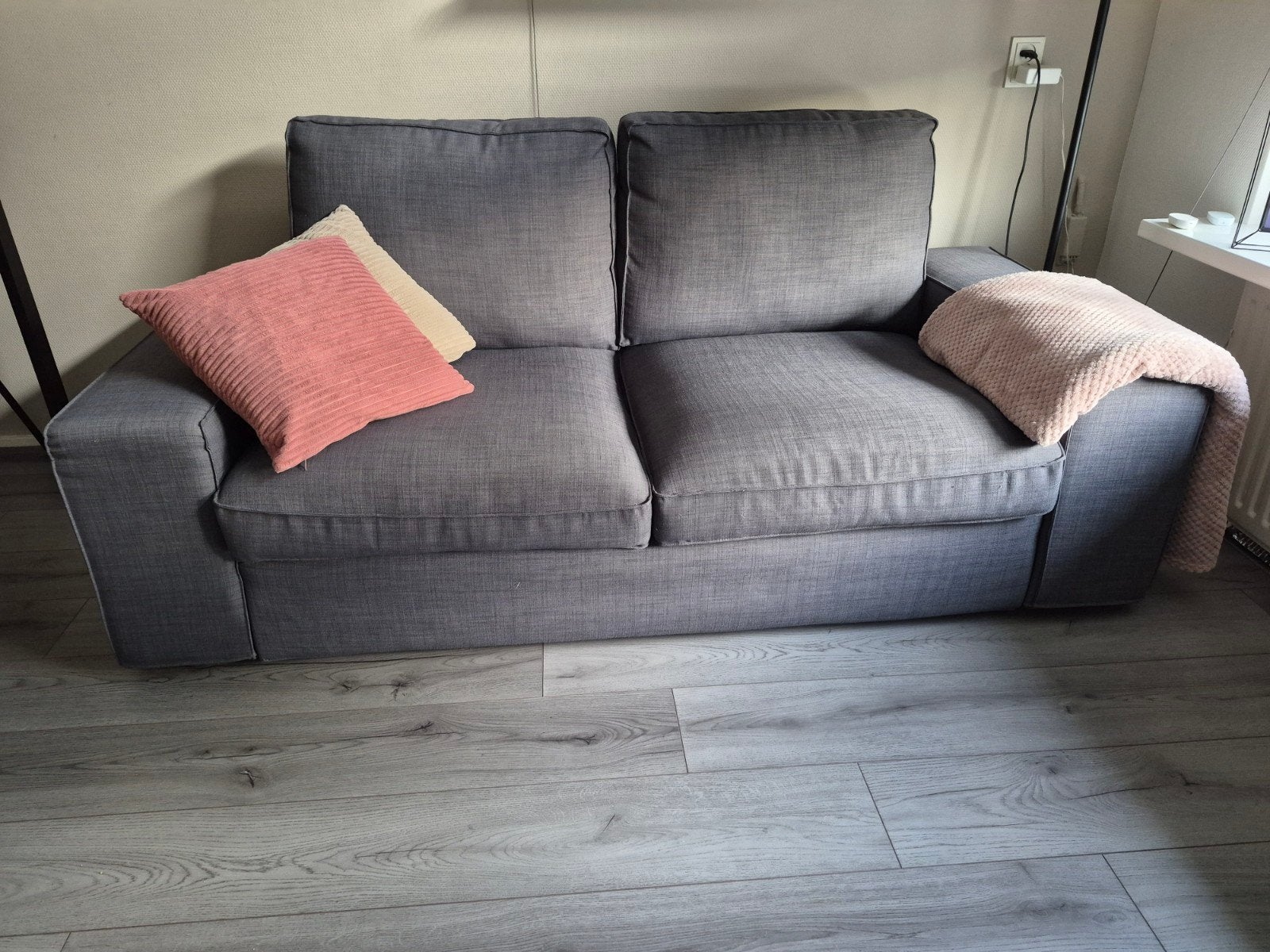Grijze 2-zits bank - Comfortabel - IKEA, Ophalen, Gebruikt, 150 tot 200 cm, Tweepersoons