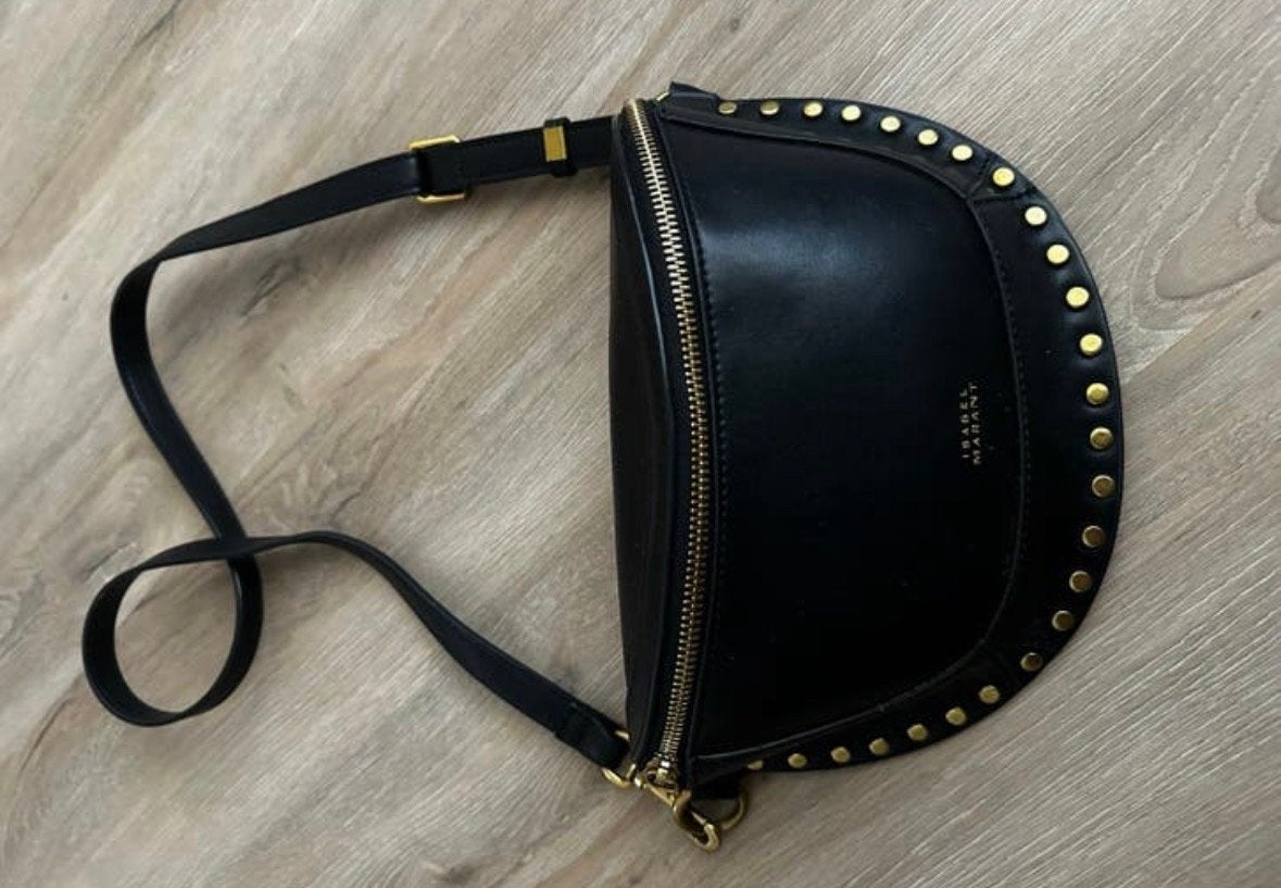 Isabel Marant schoudertasje met studs, Ophalen of Verzenden, Zo goed als nieuw, Zwart, Schoudertasje