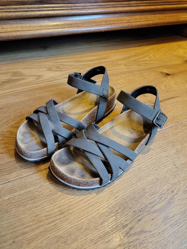 kurk'sandalen met donker grijze banden van Esprit maat 36, Gebruikt, Meisje, Overige typen, Ophalen of Verzenden