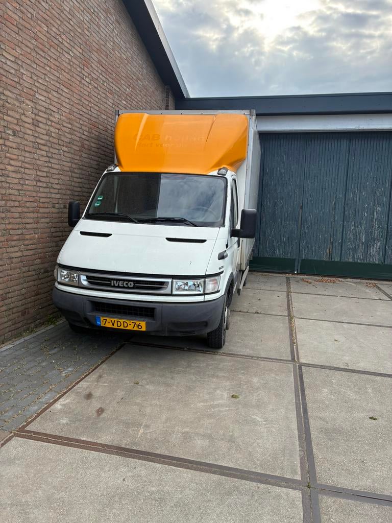 Iveco Daily euro 4 2006, Achterwielaandrijving, Iveco, 0 kg, Leder en Stof