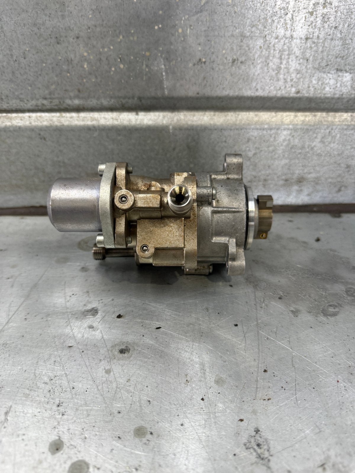 Hogedrukpomp brandstofpomp BMW N53B30A 0215 150313 5221 9045, Ophalen of Verzenden, Gebruikt