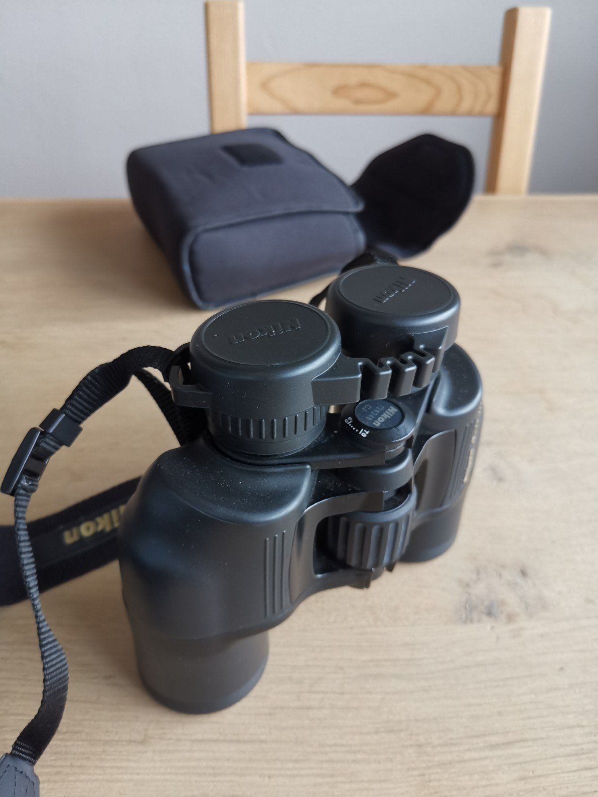 NIEUW! Nikon Action 8x40 8.2 verrekijker met tas, Audio, Tv en Foto, Optische apparatuur | Verrekijkers, Zo goed als nieuw, 8 tot 12x