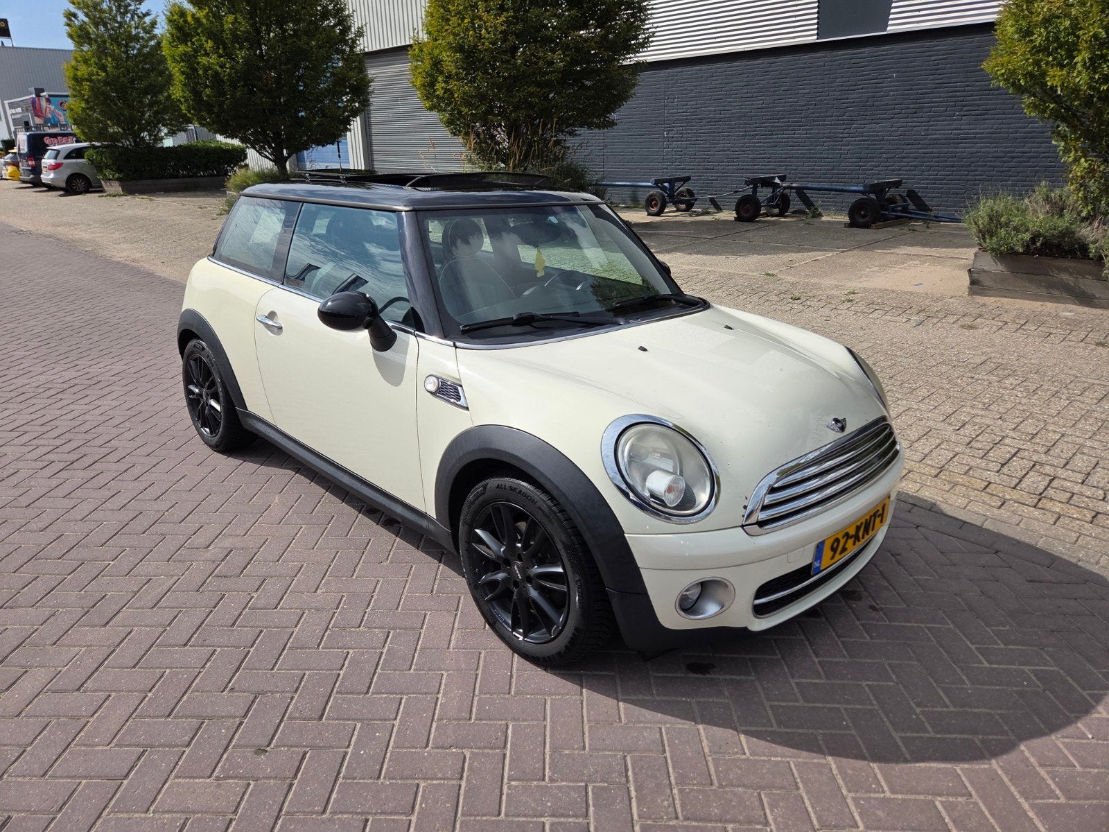 Mini Cooper 1.6 D 2010 Pano Leer Cruise Clim Aux 6Bak NL NAP, Auto's, Voorwielaandrijving, Dealer onderhouden, 4 cilinders, 4 stoelen