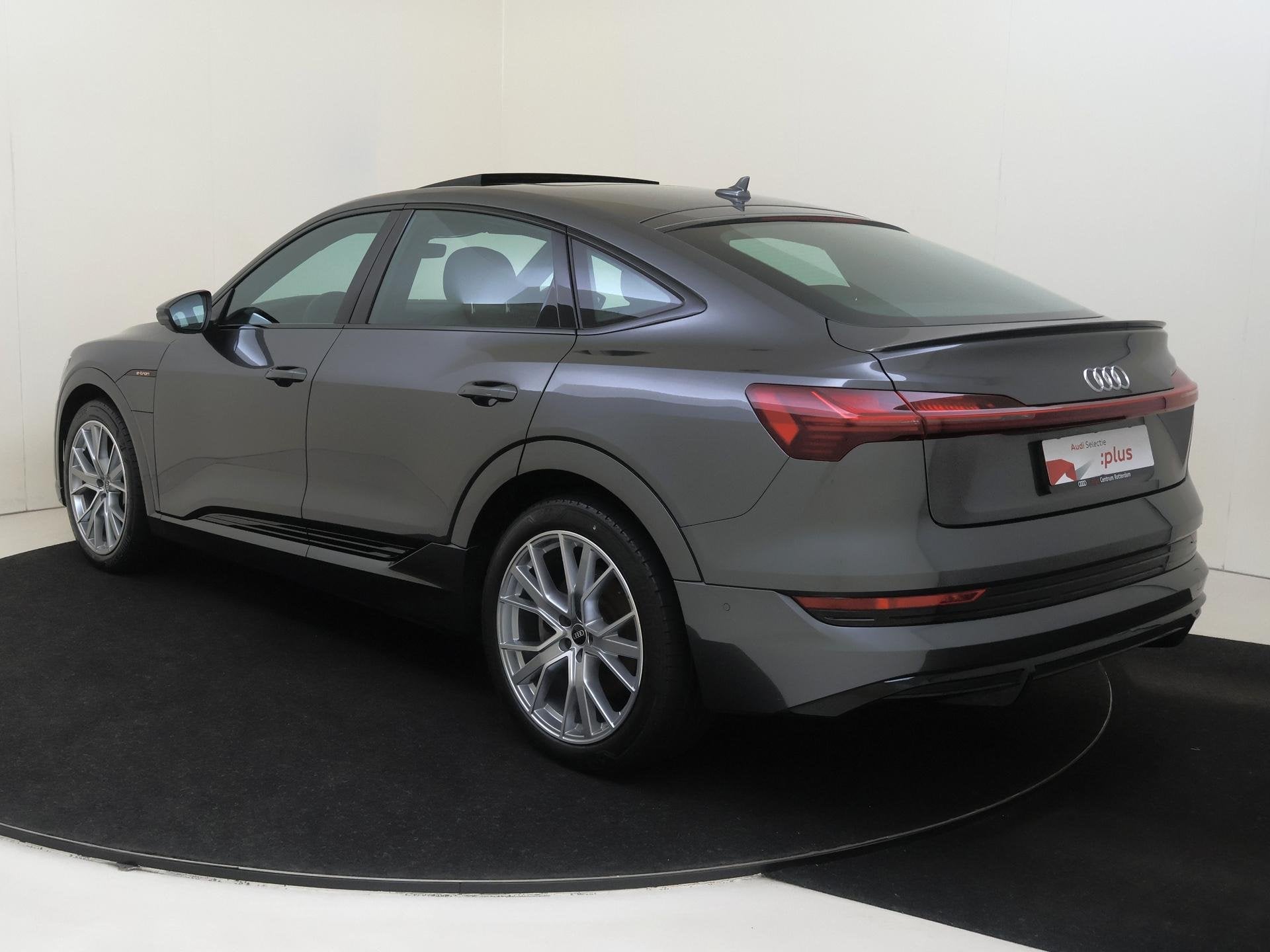 Audi e-tron Sportback 55 quattro S edition 95 kWh | SoH 100%, Automaat, Zwart, 95 kWh, Origineel Nederlands