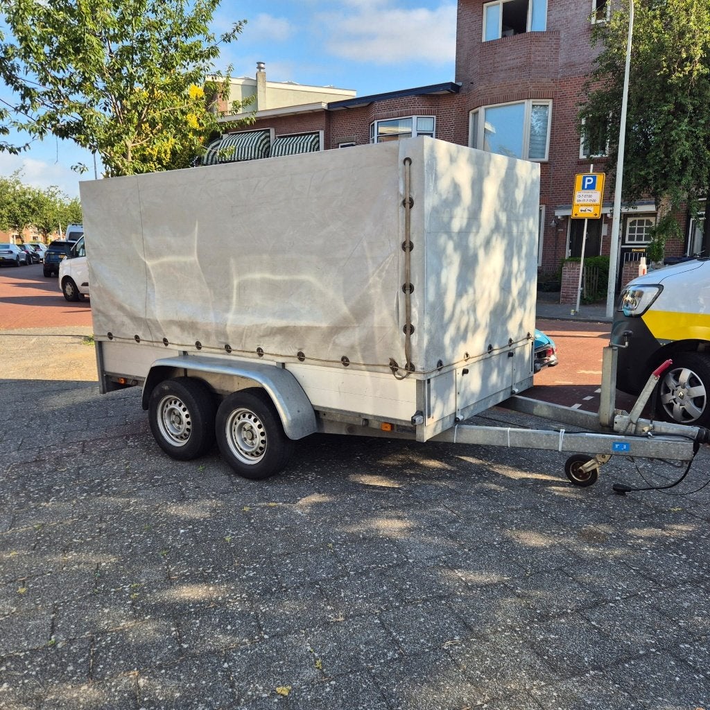 Grote mooie aanhanger met huif, Ophalen, Zo goed als nieuw