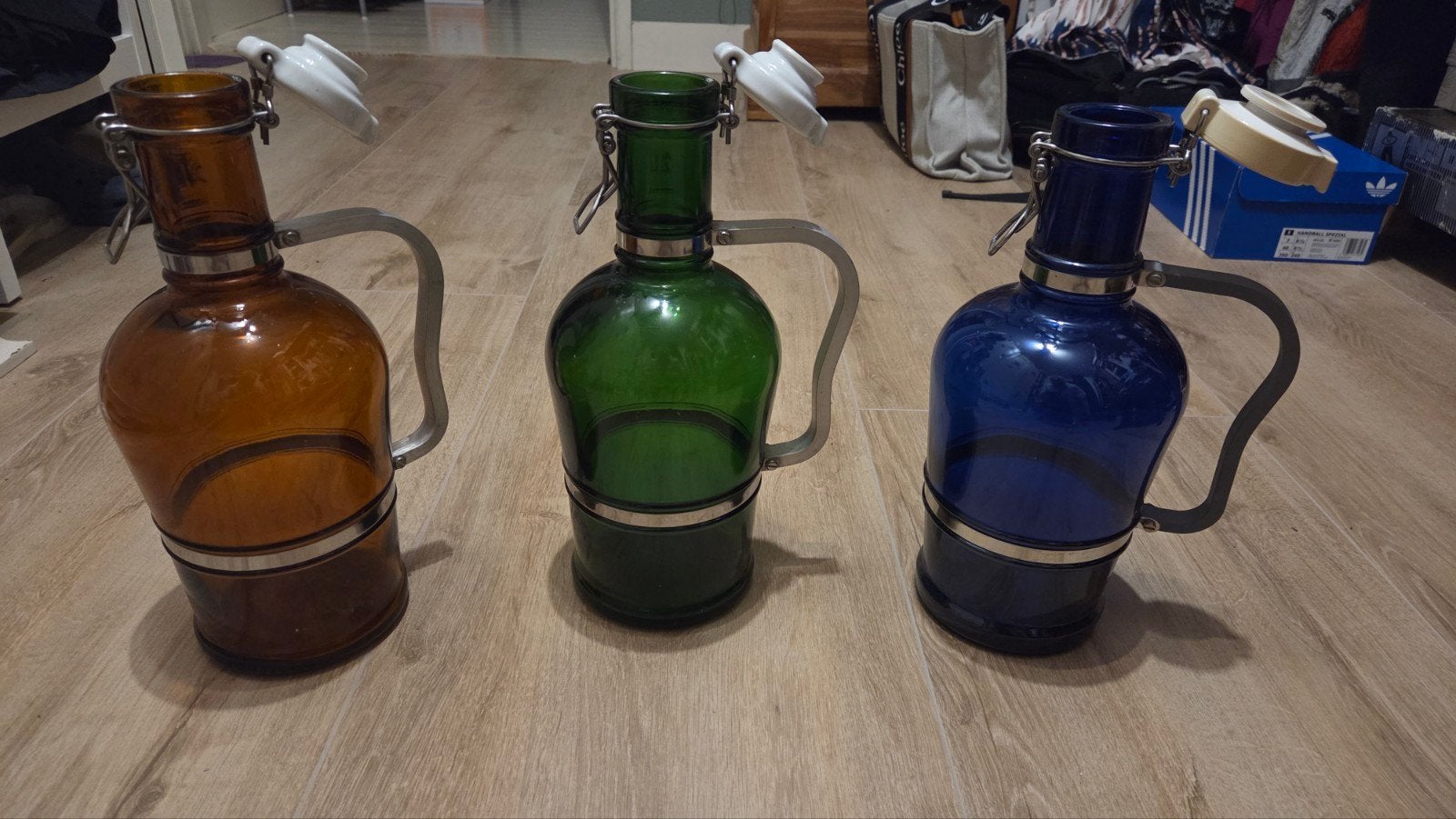 Glazen Flessen met Beugel en Handvat - Diverse Kleuren, Ophalen of Verzenden