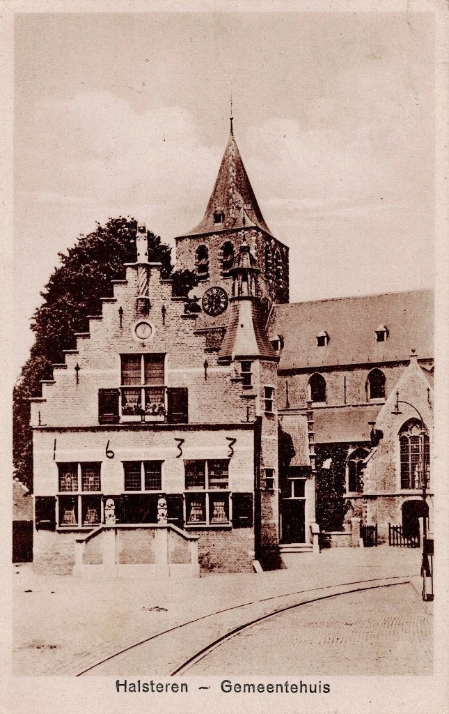 Halsteren – Gemeentehuis. Gelopen Rotterdam 1932., Ophalen of Verzenden, 1920 tot 1940, Gelopen, Noord-Brabant
