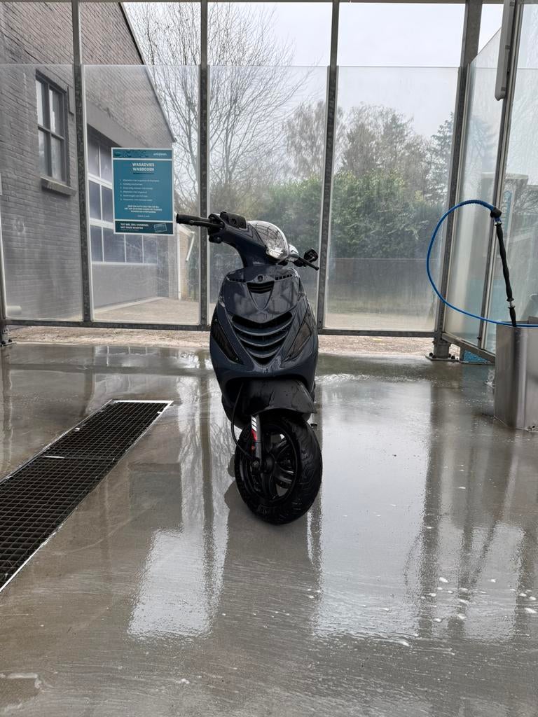 Zip 4t 50 cc 2013, Ophalen, Zo goed als nieuw, Benzine, Zip