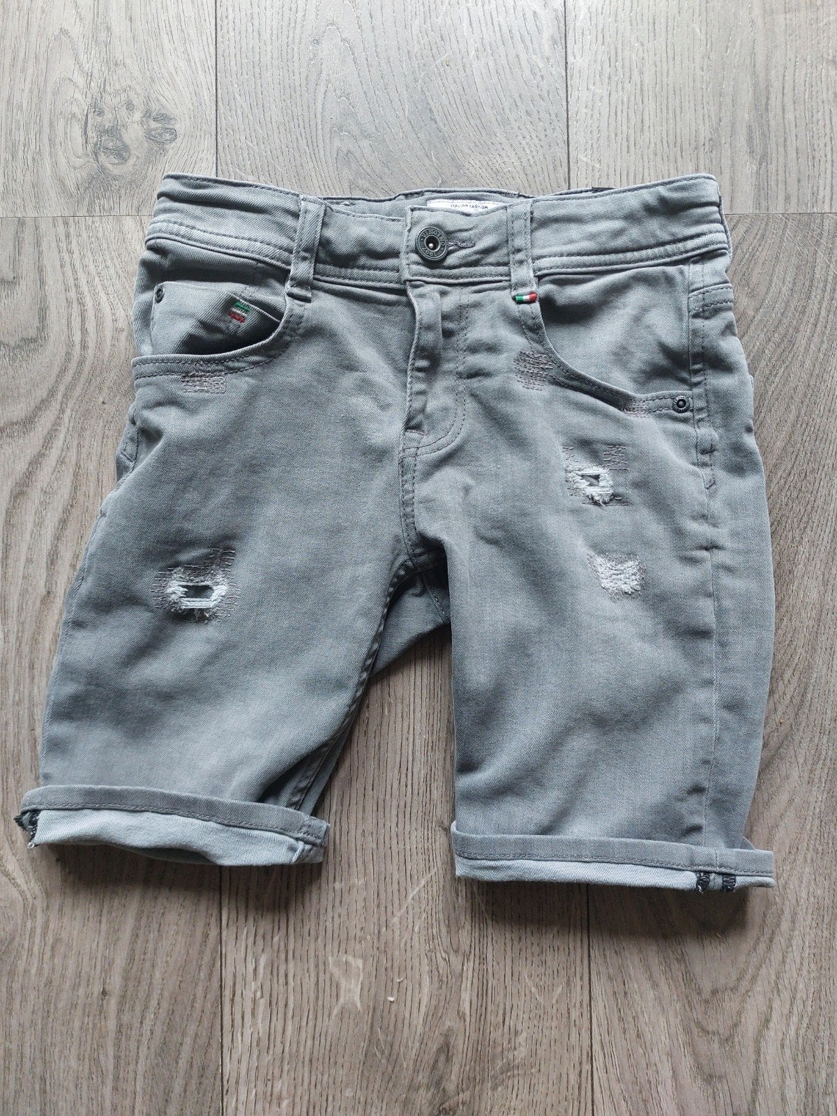 Vingino short maat 140 - vintage stijl, Kinderen en Baby's, Kinderkleding | Maat 140, Broek, Gebruikt, Ophalen of Verzenden, Vingino