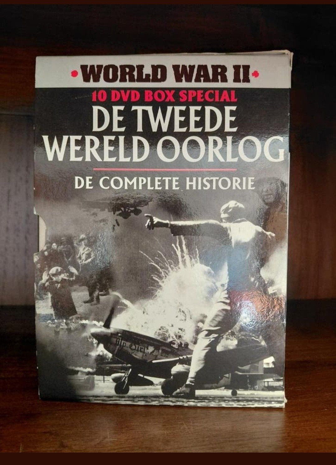 10 dvd's  box  De Tweede Wereldoorlog, Vanaf 12 jaar, Ophalen of Verzenden, Zo goed als nieuw, Oorlog of Misdaad