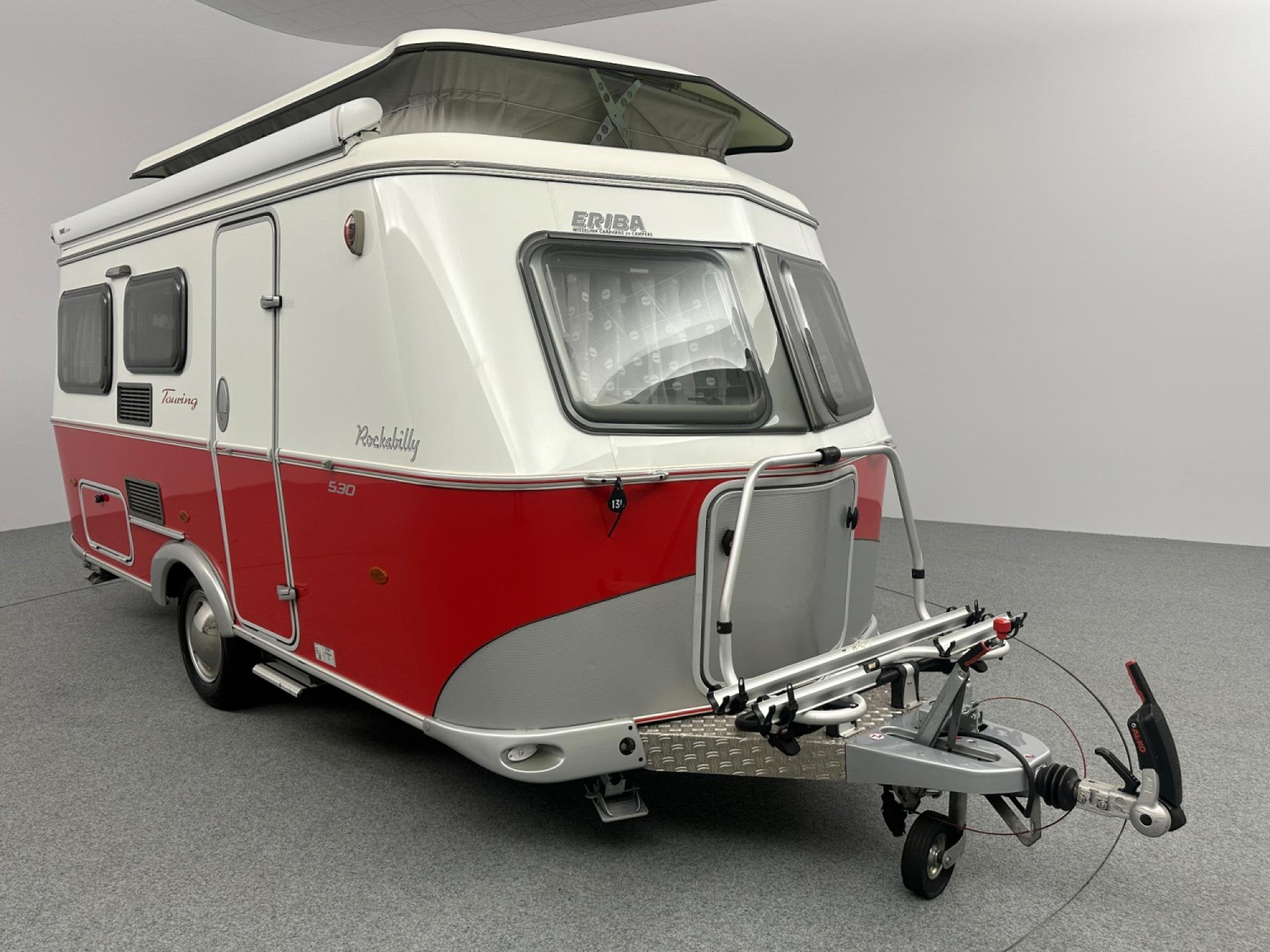 Eriba Touring Troll 530 Rockabilly Cassetteluifel Fdrager, Vast bed, Hordeur, Bedrijf, 5 tot 6 meter