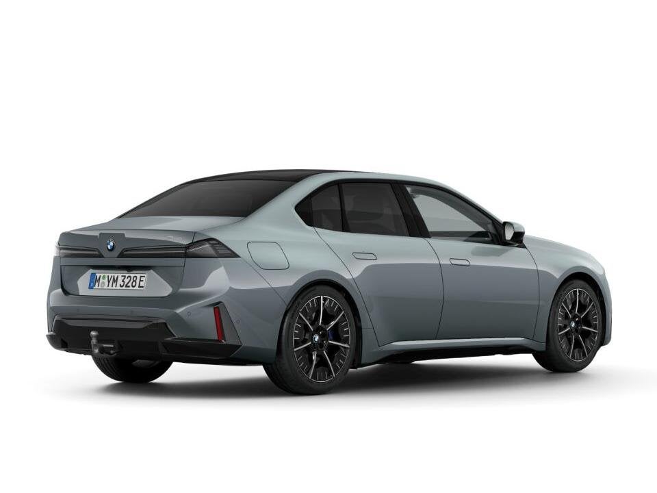 BMW i3 50 xDrive First Edition 113.4 kWh M Sportpakket | Pan, Auto's, Automaat, Zwart, 113 kWh, Sedan