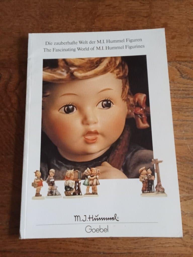 1 ste hummel cataloges prachtige prenten en informatie, Ophalen of Verzenden